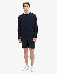 Tom Tailor - slim chino shorts - die niedrigsten preise - navy geometric structure - 6