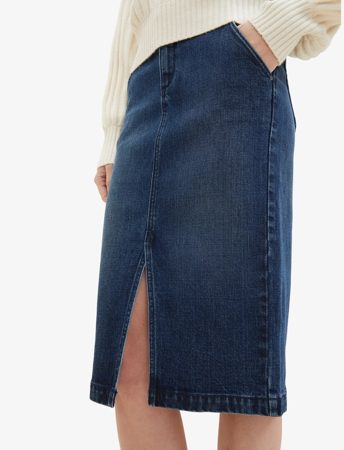 Tom Tailor - denim skirt with slit - denim skirts - clean dark stone blue denim - 0
