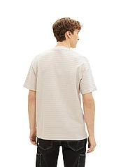 Tom Tailor - relaxed structured t-shirt - die niedrigsten preise - cold beige - 3