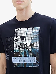 Tom Tailor - photoprint t-shirt - de laveste prisene - sky captain blue - 6