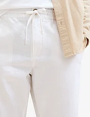 Tom Tailor - regular cotton linen pants - linbukser - white - 6