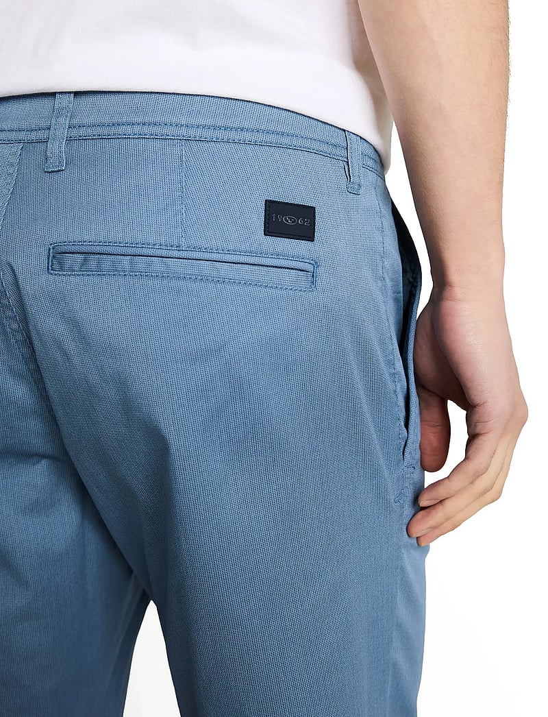 Tom Tailor - slim printed chino shorts - chinos shorts - blue mini geometric print - 4
