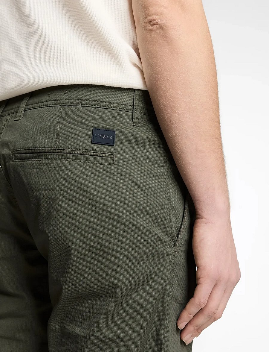 Tom Tailor - slim printed chino shorts - chino lühikesed püksid - khaki mini geometric print - 4