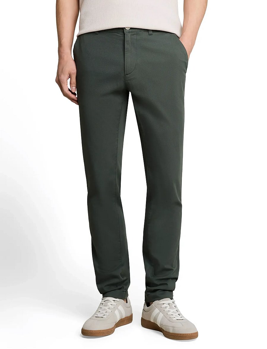Tom Tailor - slim chino - chinos - darkest olive - 4
