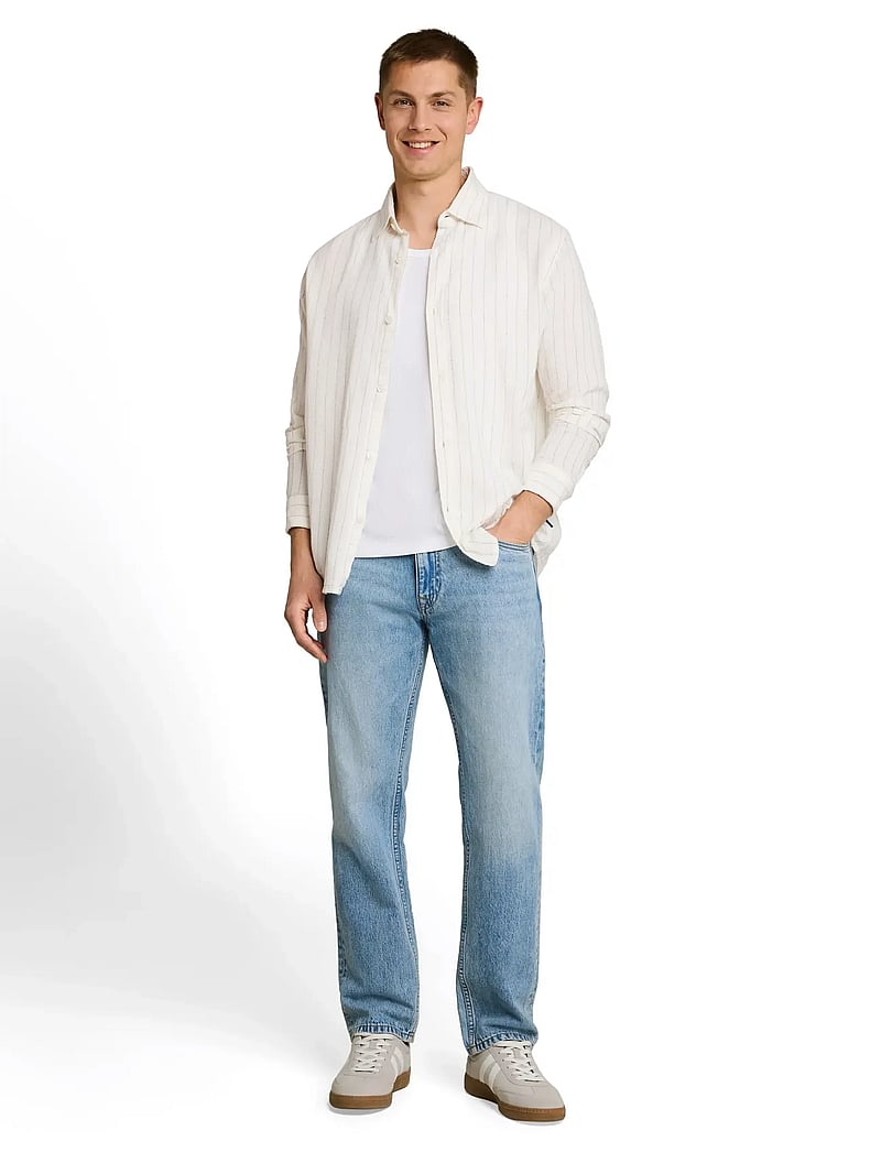 Tom Tailor - relaxed striped shirt - stribede skjorter - wool white stripe - 0