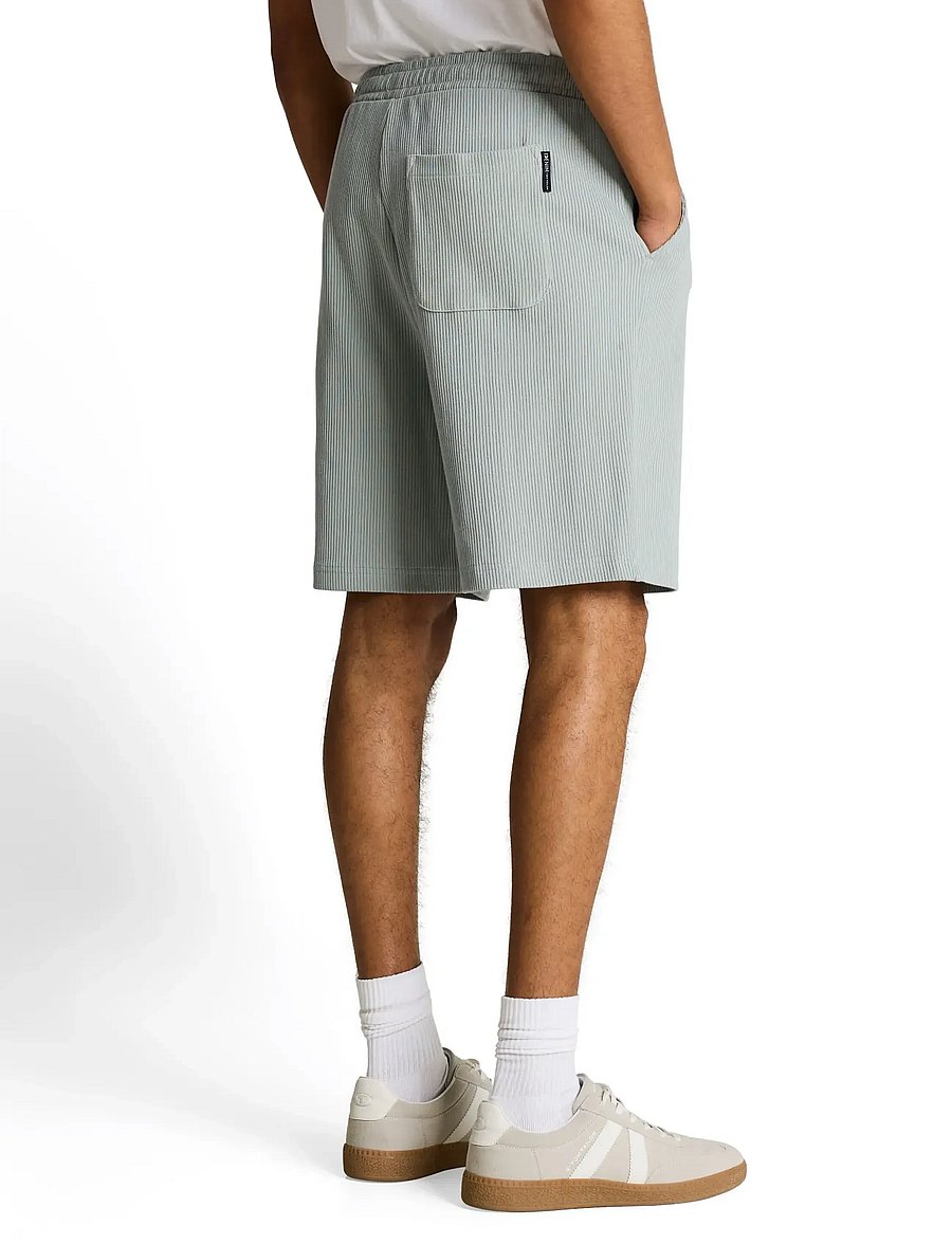 Tom Tailor - relaxed structured sweat shorts - sweatshorts - green mist - 2