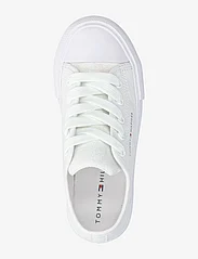 Tommy Hilfiger - LOW CUT LACE-UP SNEAKER - lav ankel - white - 3