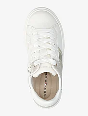 Tommy Hilfiger - FLAG LOW CUT LACE-UP SNEAKER - summer savings - off white/platinum - 3