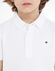 Tommy Hilfiger - BOYS TOMMY POLO S/S - stutterma polo - bright white - 8