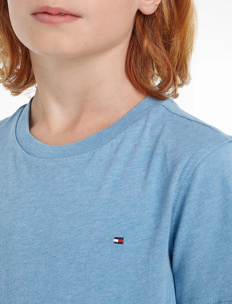 Tommy Hilfiger - BOYS BASIC CN KNIT S/S - kurzärmelige - dark allure heather - 4