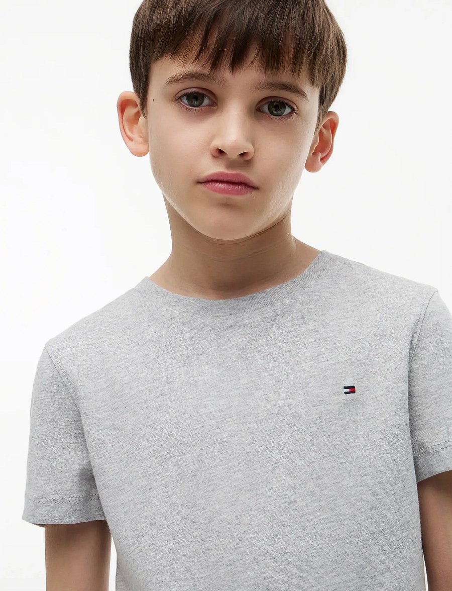 Tommy Hilfiger - BOYS BASIC CN KNIT S/S - kurzärmelige - grey heather - 4