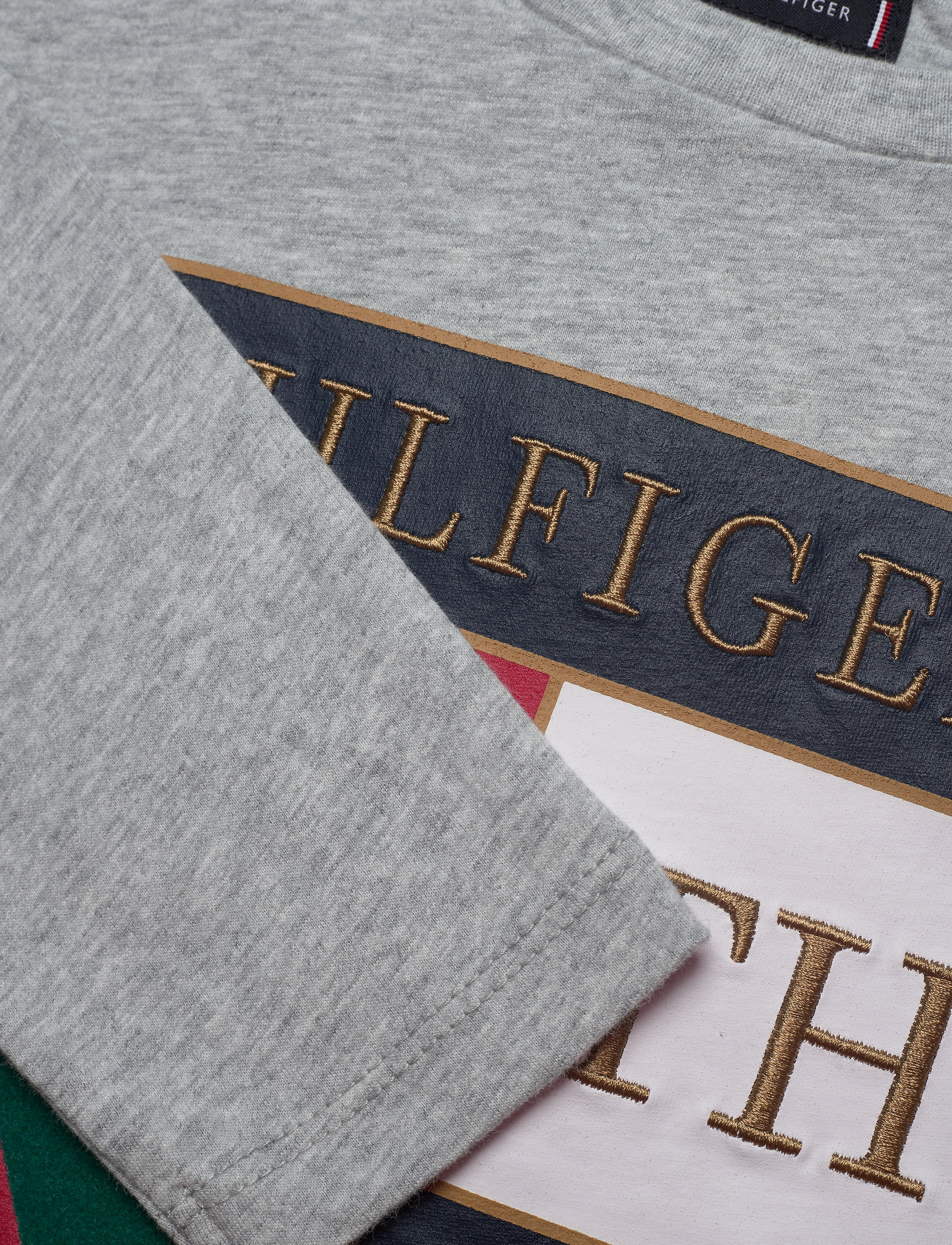 Tommy Hilfiger - EMBROIDERED SHIELD T - grey heather - 2