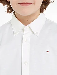 Tommy Hilfiger - BOYS STRETCH OXFORD SHIRT L/S - langermede skjorter - white - 7
