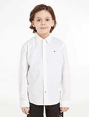 Tommy Hilfiger - BOYS STRETCH OXFORD SHIRT L/S - langærmede skjorter - white - 9