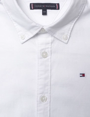 Tommy Hilfiger - BOYS STRETCH OXFORD SHIRT L/S - langærmede skjorter - white - 5