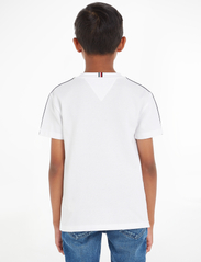 Tommy Hilfiger - TAPE TEE S/S - white - 3