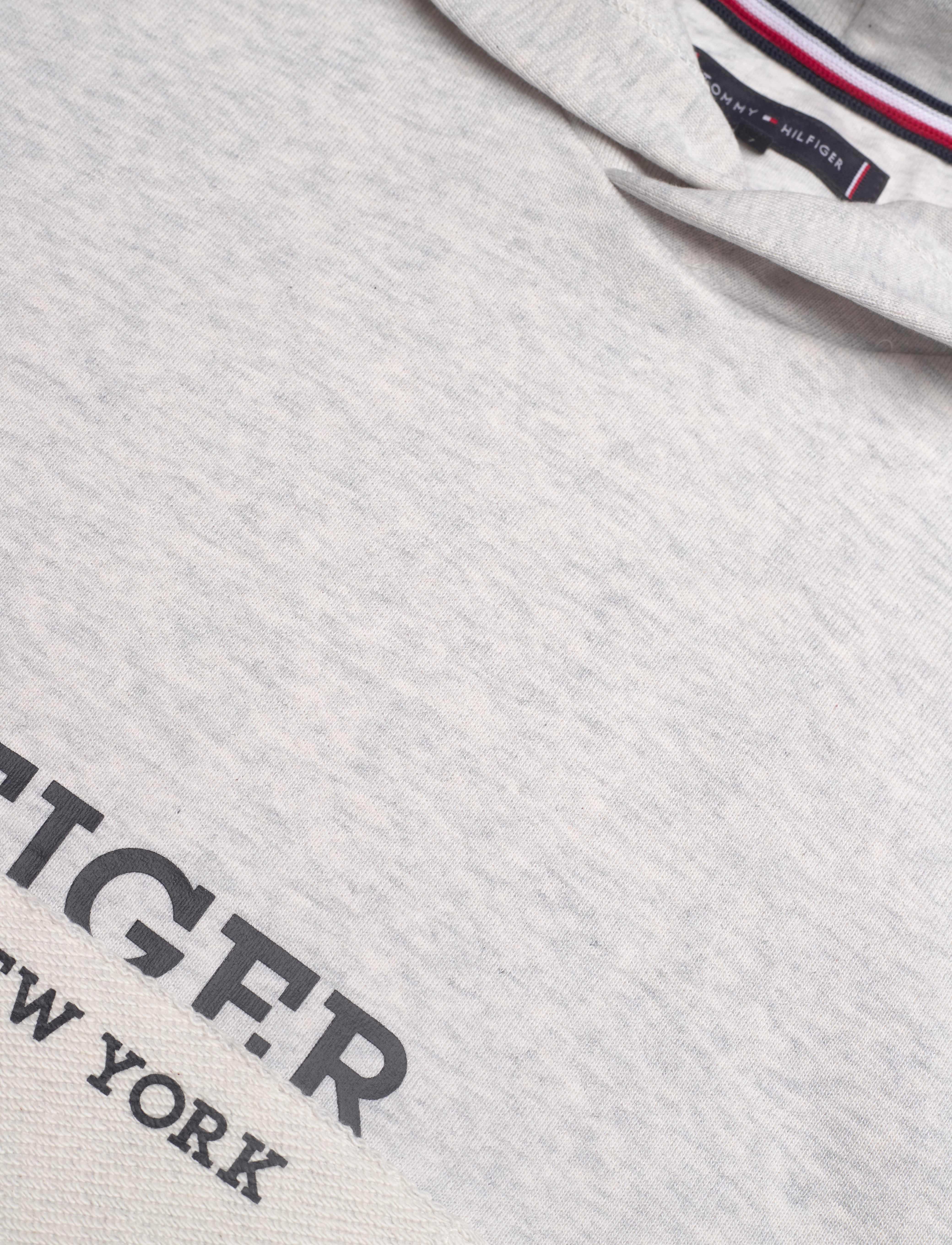 Tommy Hilfiger - HILFIGER LOGO HOODIE - new light grey heather - 2