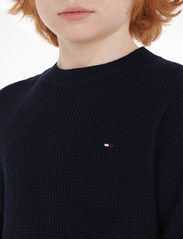 Tommy Hilfiger - ESSENTIAL SWEATER - swetry - desert sky - 4