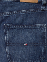 Tommy Hilfiger - MODERN STRAIGHT LABEL - regular jeans - rivendeldark - 4