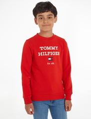 Tommy Hilfiger - TH LOGO SWEATSHIRT - sweatshirts - fierce red - 2