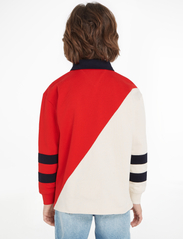 Tommy Hilfiger - COLORBLOCK RUGBY POLO L/S - poloshirts - red/white colorblock - 3