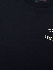 Tommy Hilfiger - TH LOGO TEE S/S - kortärmade t-shirts - desert sky - 2