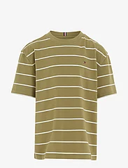 Tommy Hilfiger - STRIPE TEE S/S - kortærmede t-shirts - faded olive base/white stripe - 0