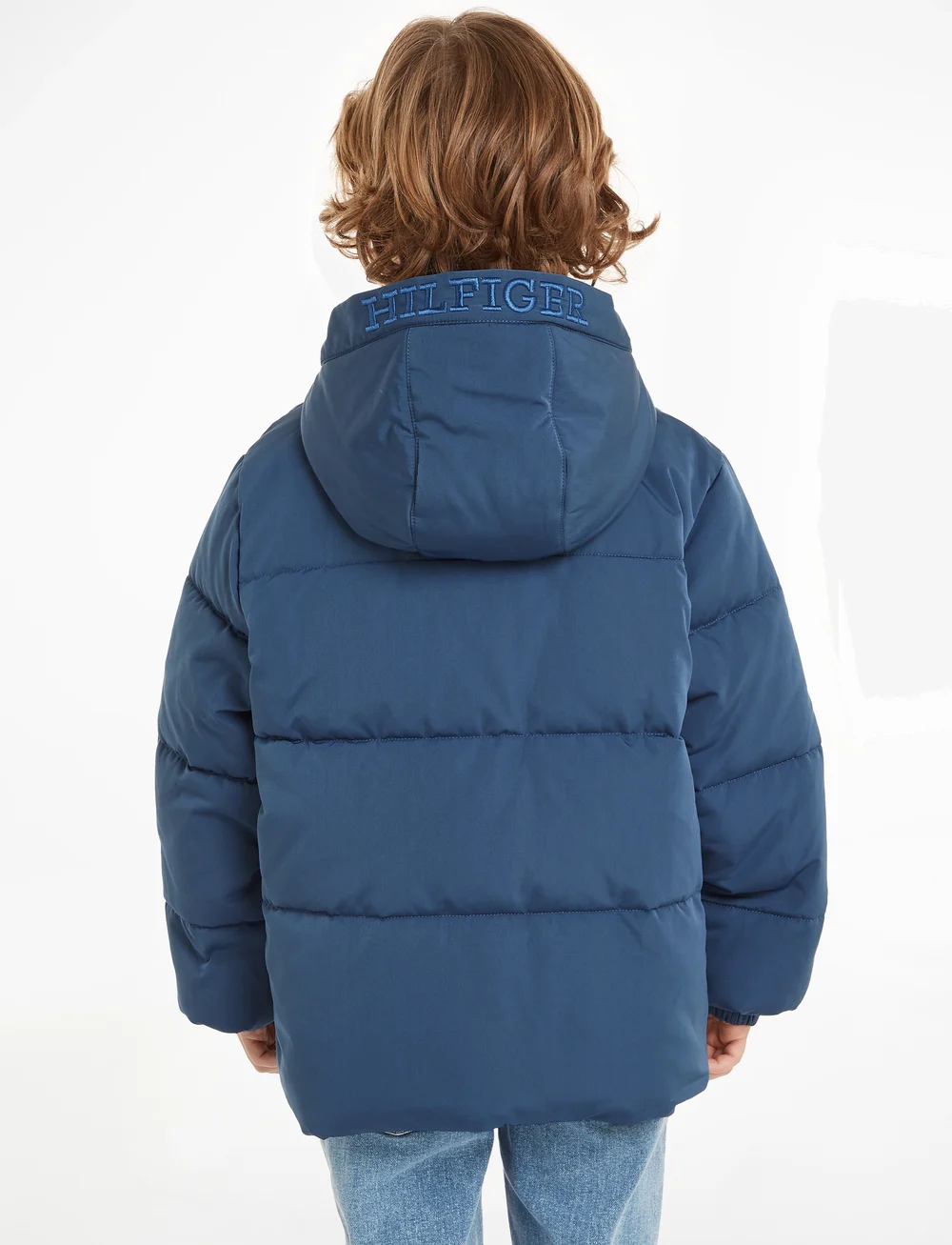 Tommy Hilfiger Monotype Padded Puffer Jacket 110.44 Kaufen Sie Daunen und Steppjacken von Tommy Hilfiger online unter Boozt . Schnelle Lieferung und einfache Retouren
