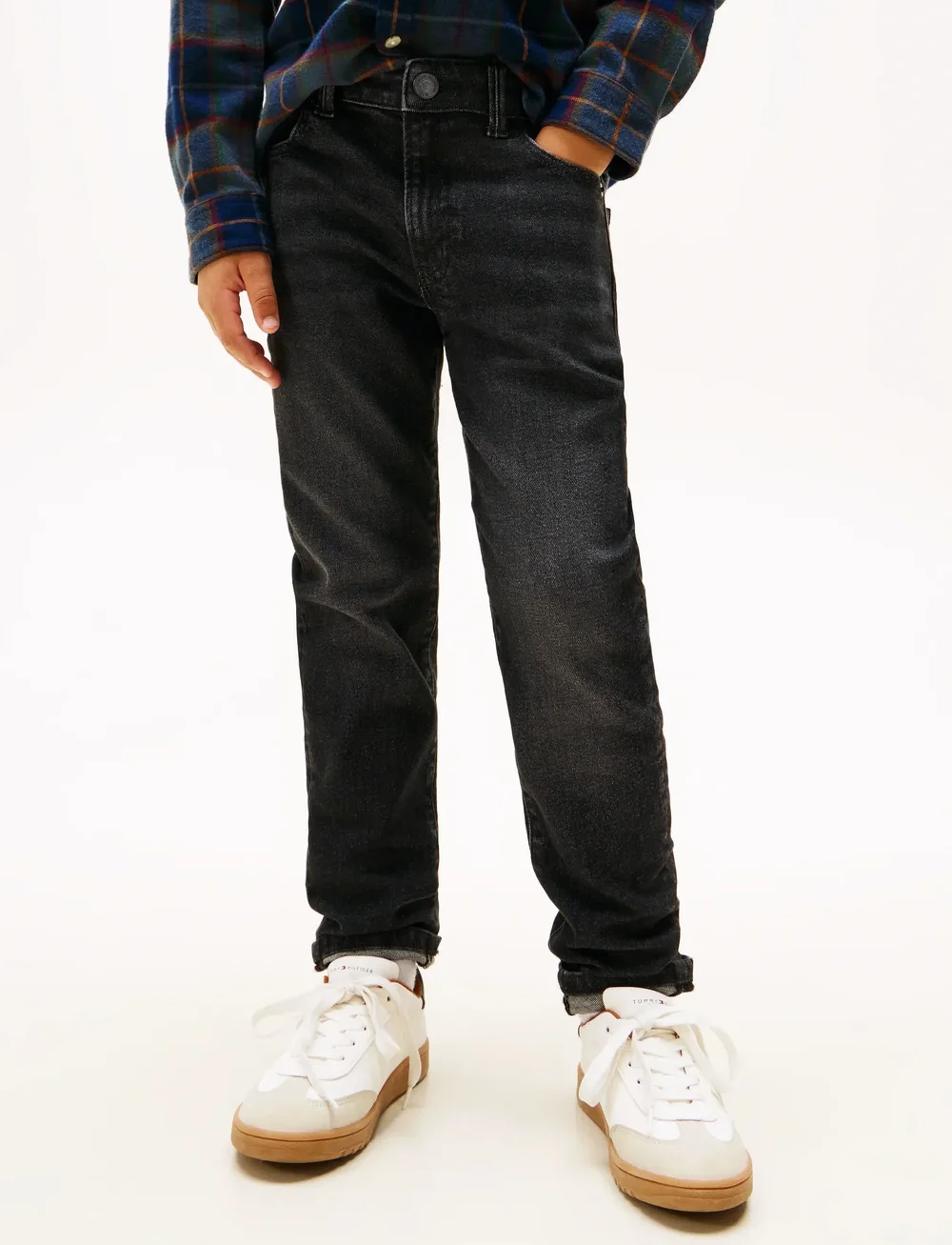 Tommy Hilfiger - MODERN STRAIGHT WASHED BLK DENIM - tavalised teksad - denim washed black - 5