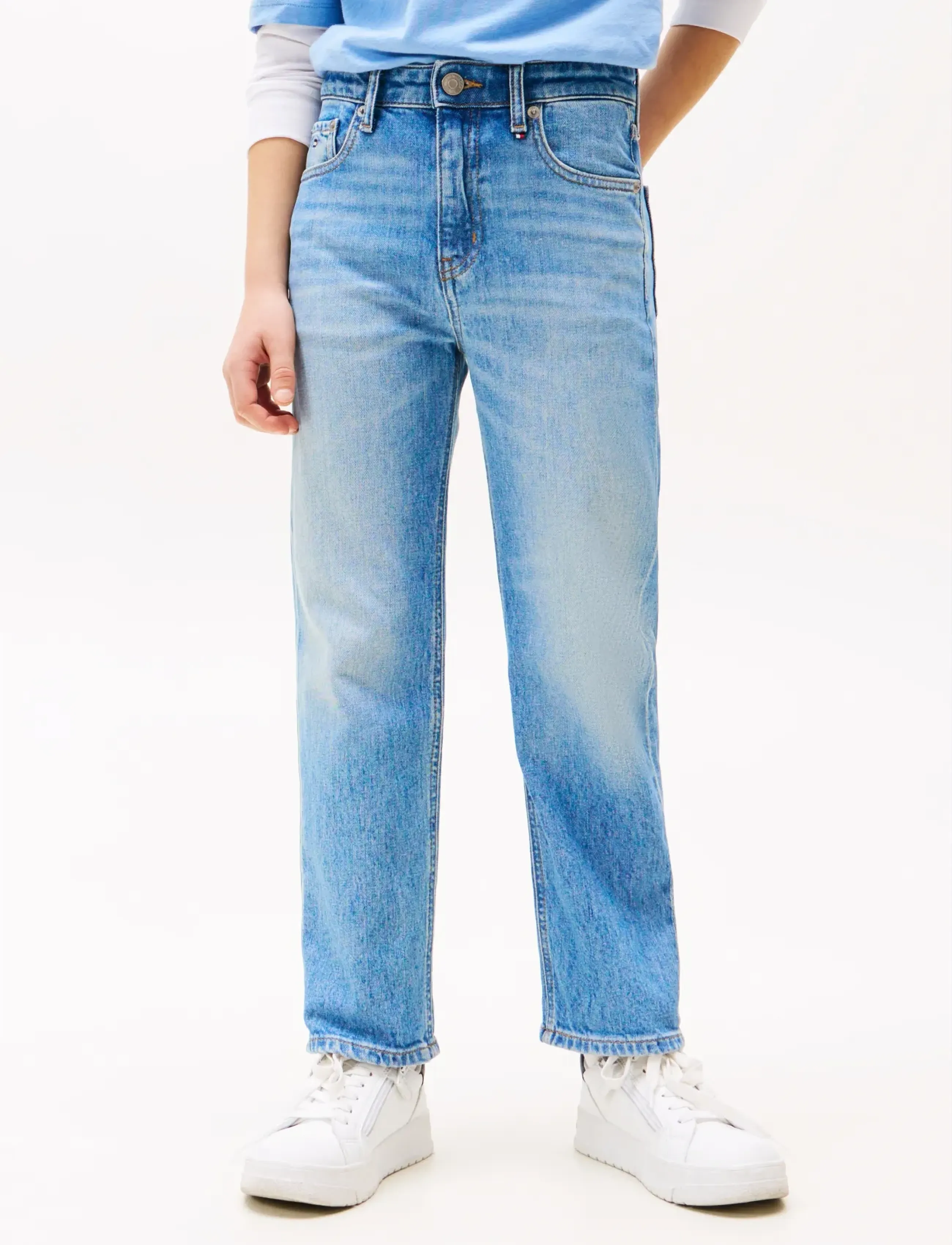 Tommy Hilfiger SKATER LIGHT WASH DENIM - Wide leg jeans - VINTAGEMEDCOMF / blue