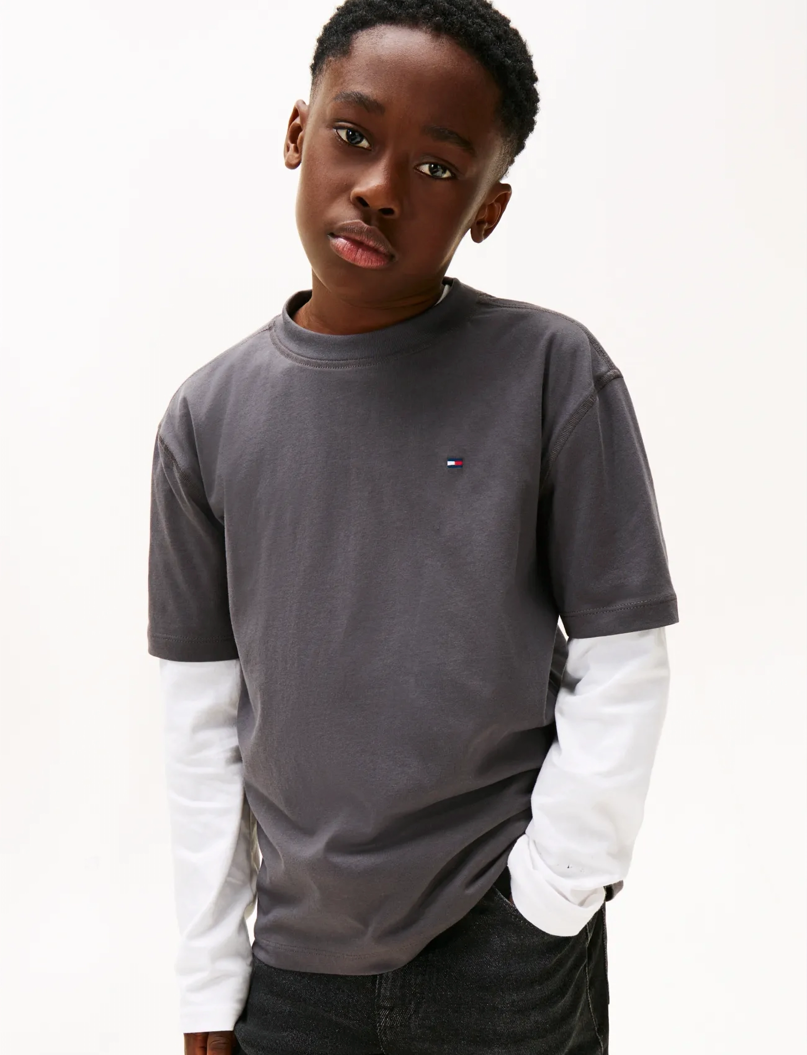 Tommy Hilfiger Washed Faded Graphic T-Shirt Ss, 128, T-shirts, Grau - Short-sleeved, Kinder