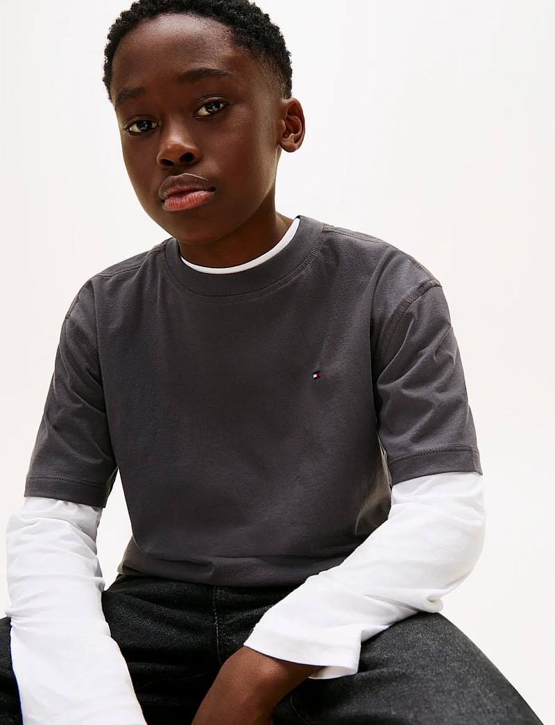 Tommy Hilfiger - WASHED FADED GRAPHIC T-SHIRT SS - kurzärmelige - washed black - 4