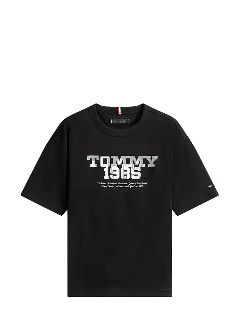 Tommy Hilfiger - TOMMY 1985 GRAPHIC PRINT TEE SS - kurzärmelige - black - 1