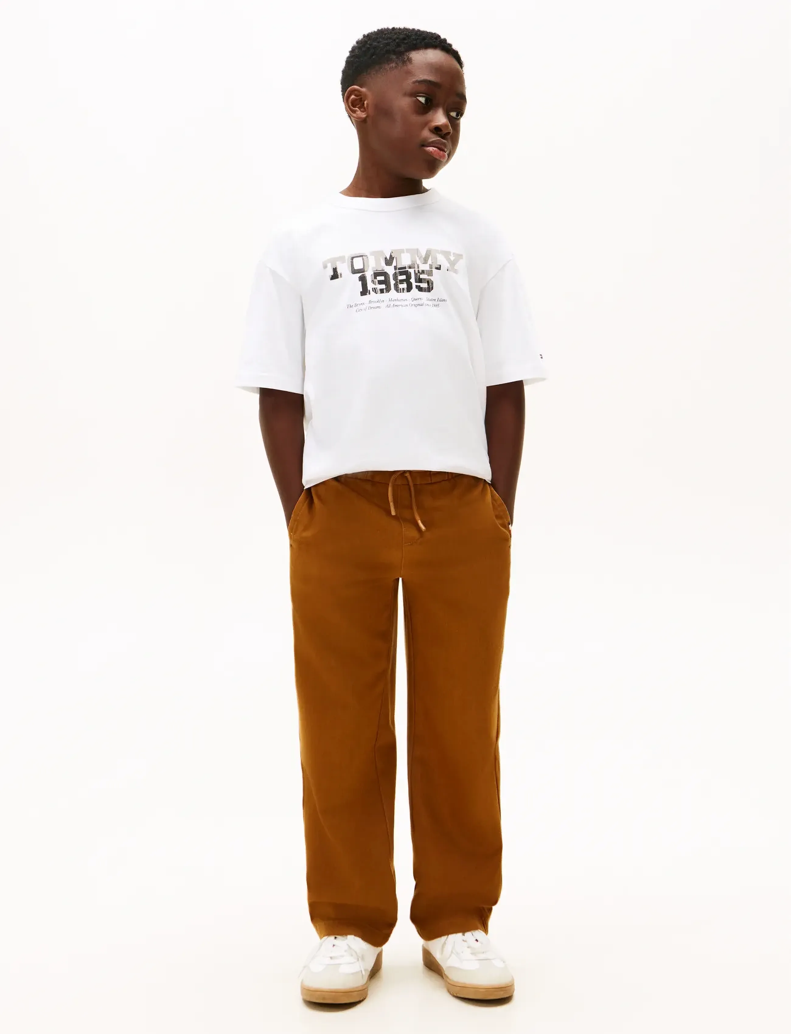 Tommy Hilfiger - TOMMY 1985 GRAPHIC PRINT TEE SS - white - 2