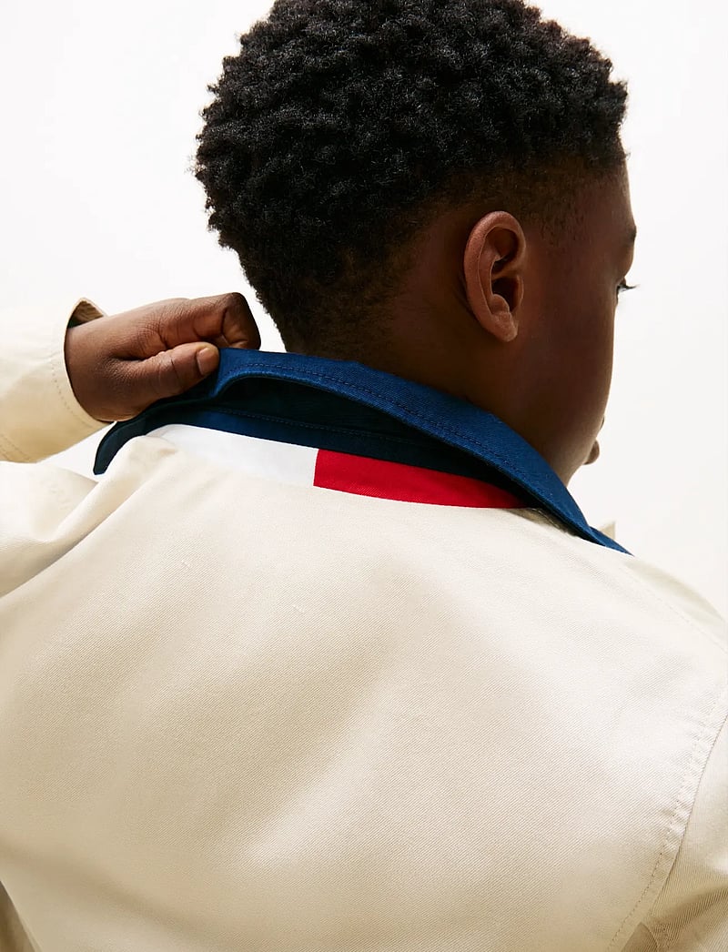 Tommy Hilfiger - CONTRAST COLLAR COTTON JACKET - Õhukesed joped - classic beige - 5