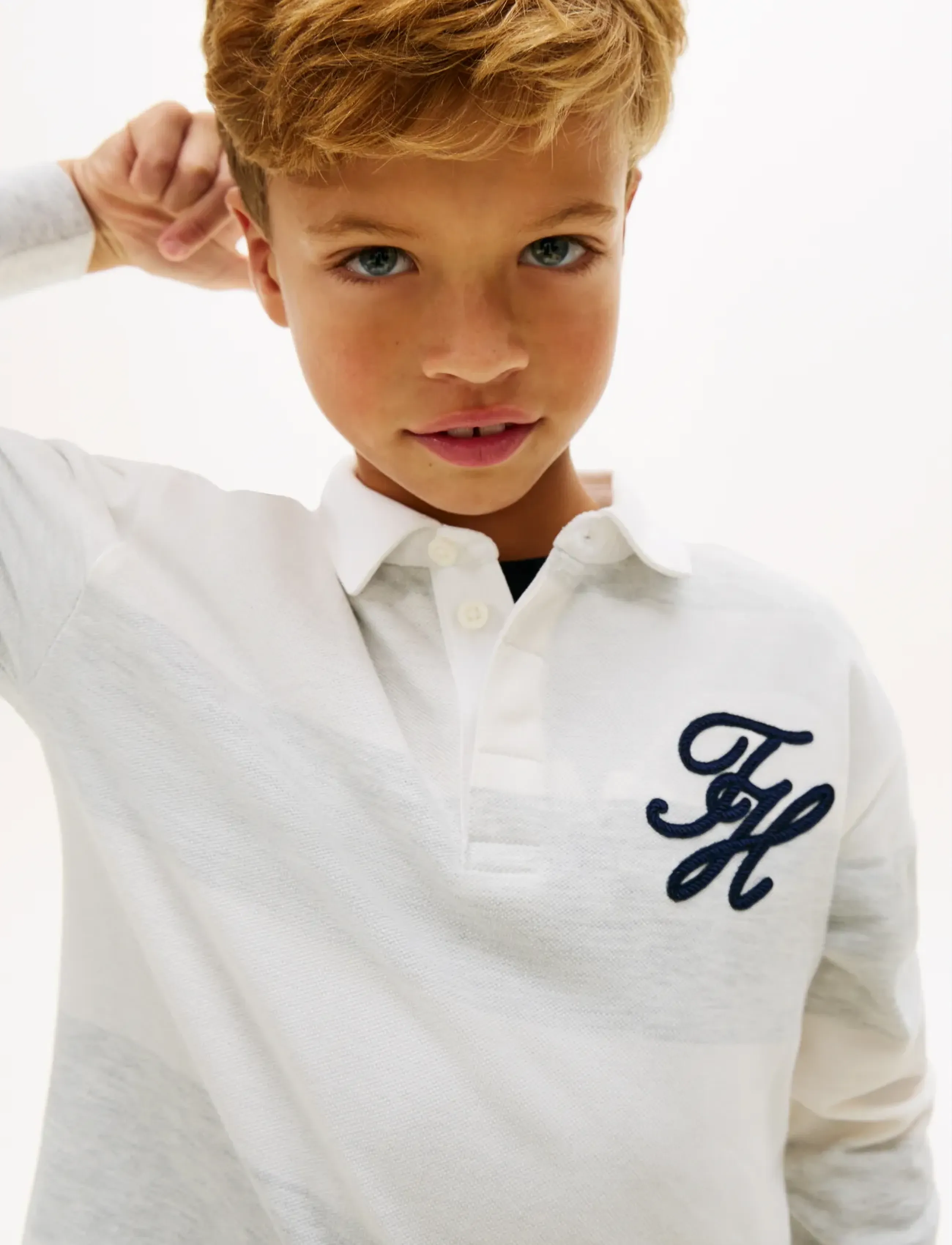 Tommy Hilfiger - TH SCRIPT GRAPHIC RUGBY POLO LS - pikkade varrukatega polod - light grey htr stripe - 4