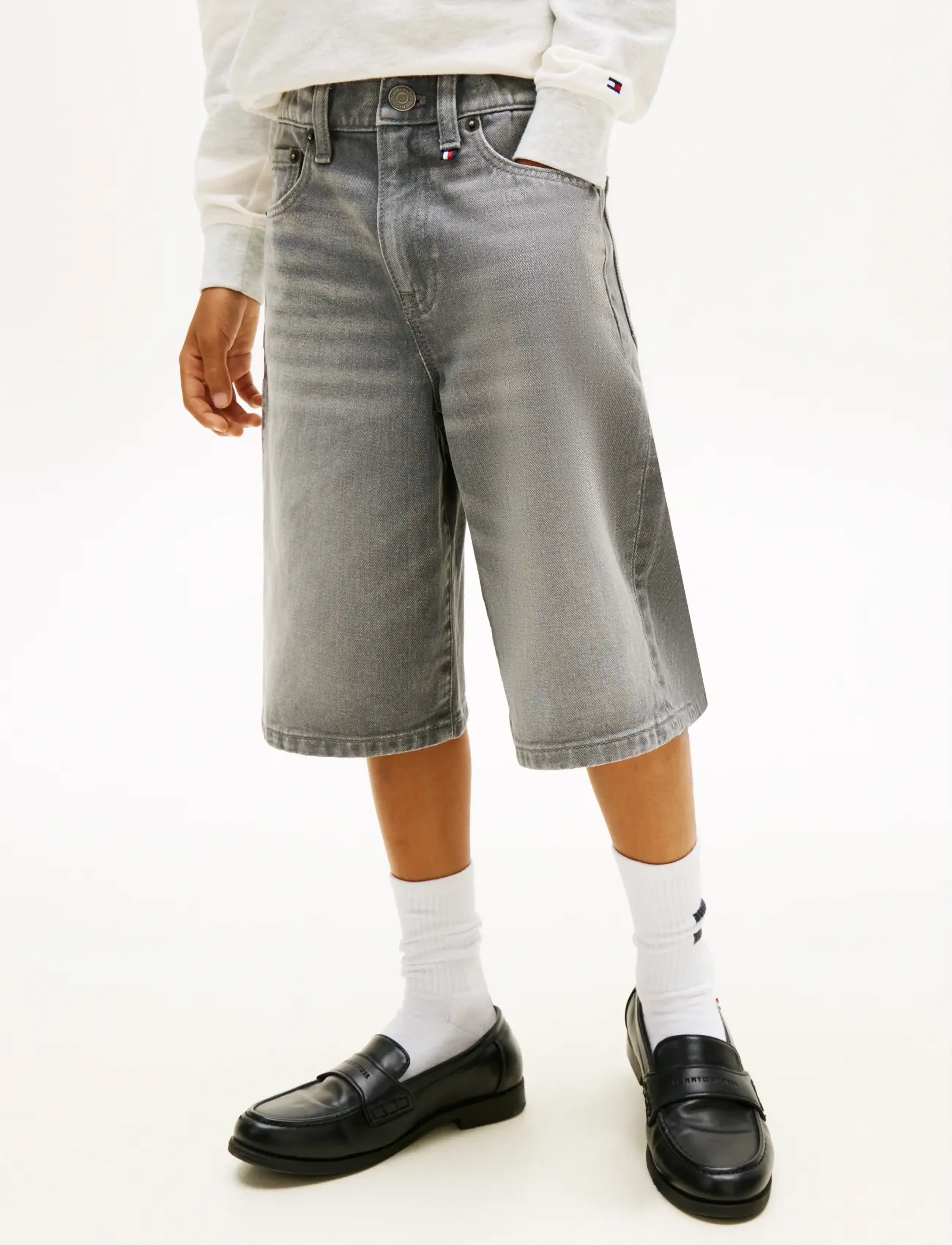 Tommy Hilfiger BAGGY GREY DENIM SHORTS - Shorts - DENIM GREY / grey