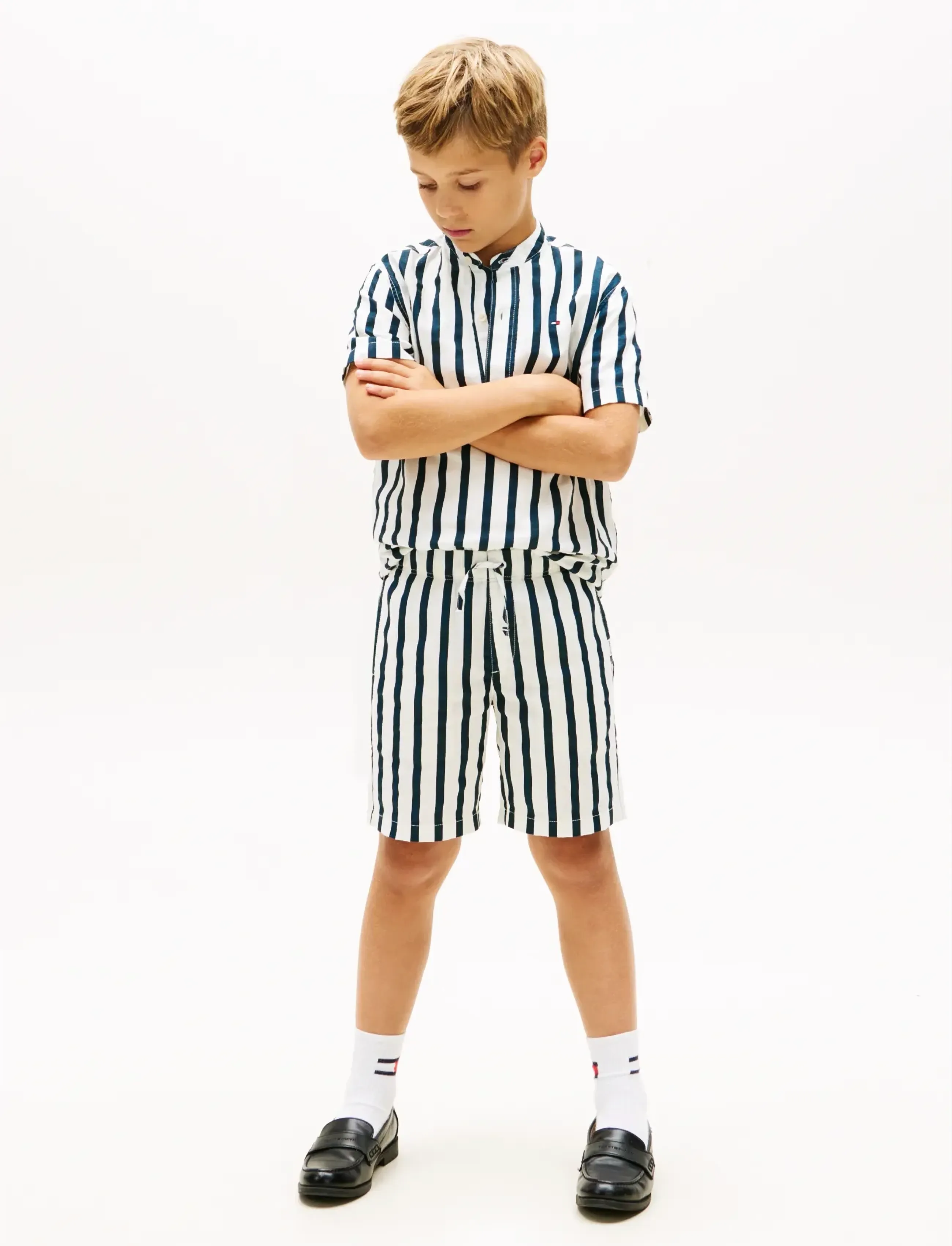 Tommy Hilfiger - RELAXED LINEN BLEND STRIPE SHORT - casual shorts - dark night navy stripe - 3