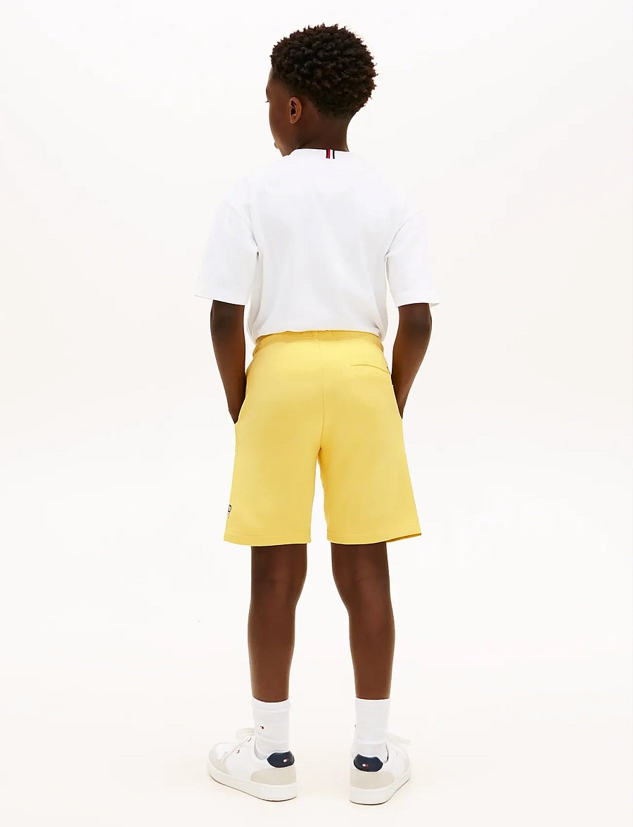 Tommy Hilfiger - HILFIGER VARSITY WIDE SWEATSHORT - sweatshorts - yellow dahlia - 2