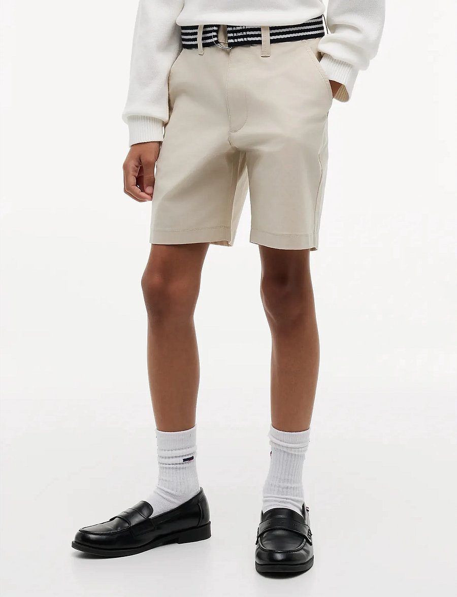 Tommy Hilfiger - BAGGY CHINO BELTED SHORT - chino-shorts - classic beige - 0