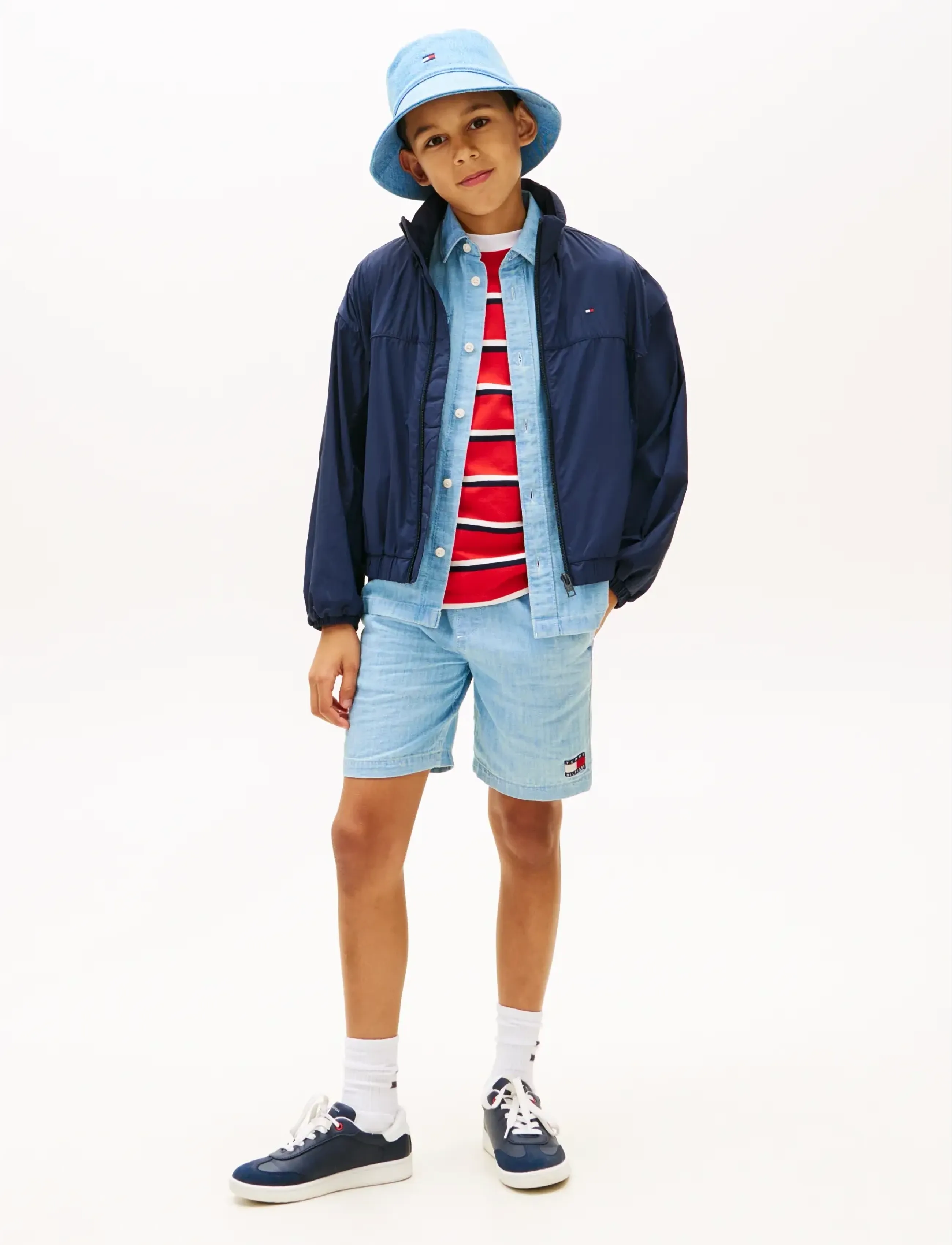 Tommy Hilfiger - WAVY FLAG HERRINGBONE SHORT - lühikesed vabaajapüksid - denim medium - 3