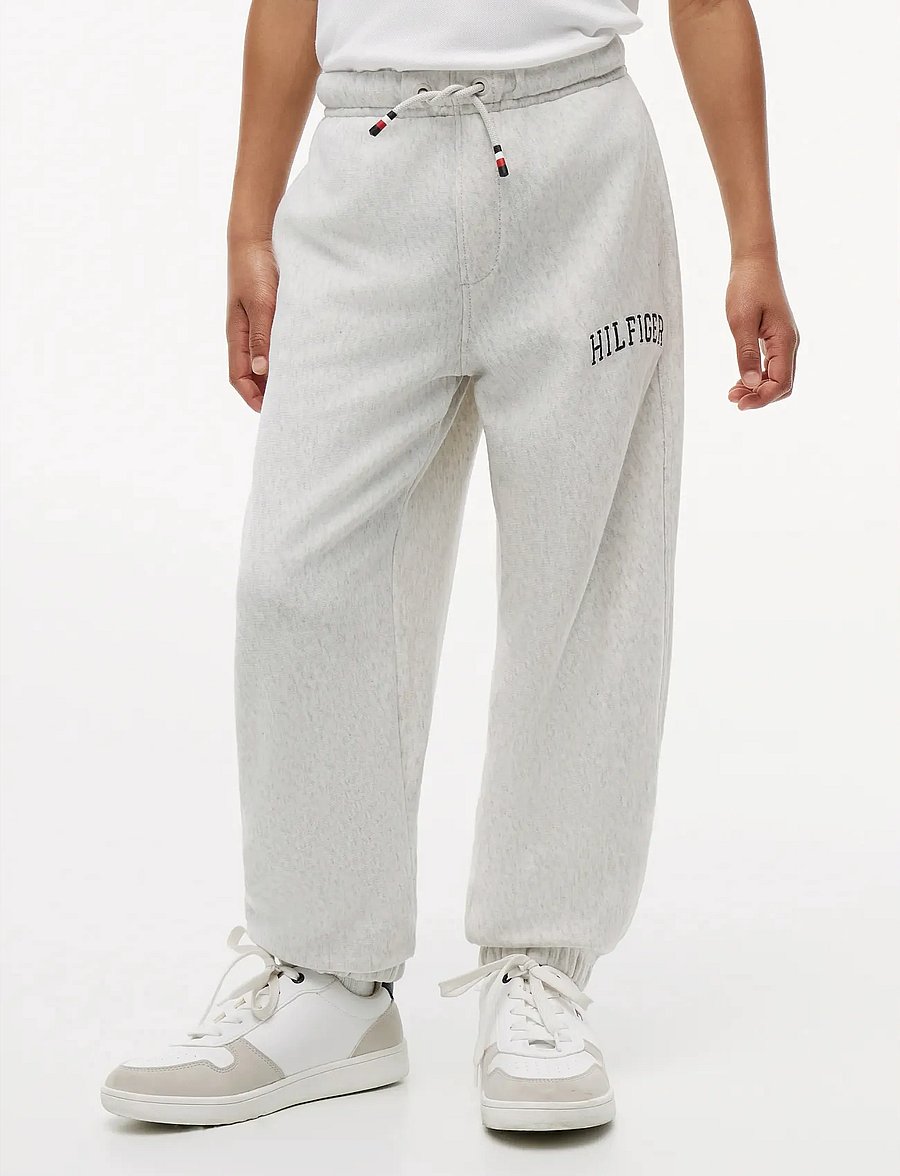Tommy Hilfiger - HILFIGER VARSITY SWEATPANTS - jogginghosen - light grey heather - 0