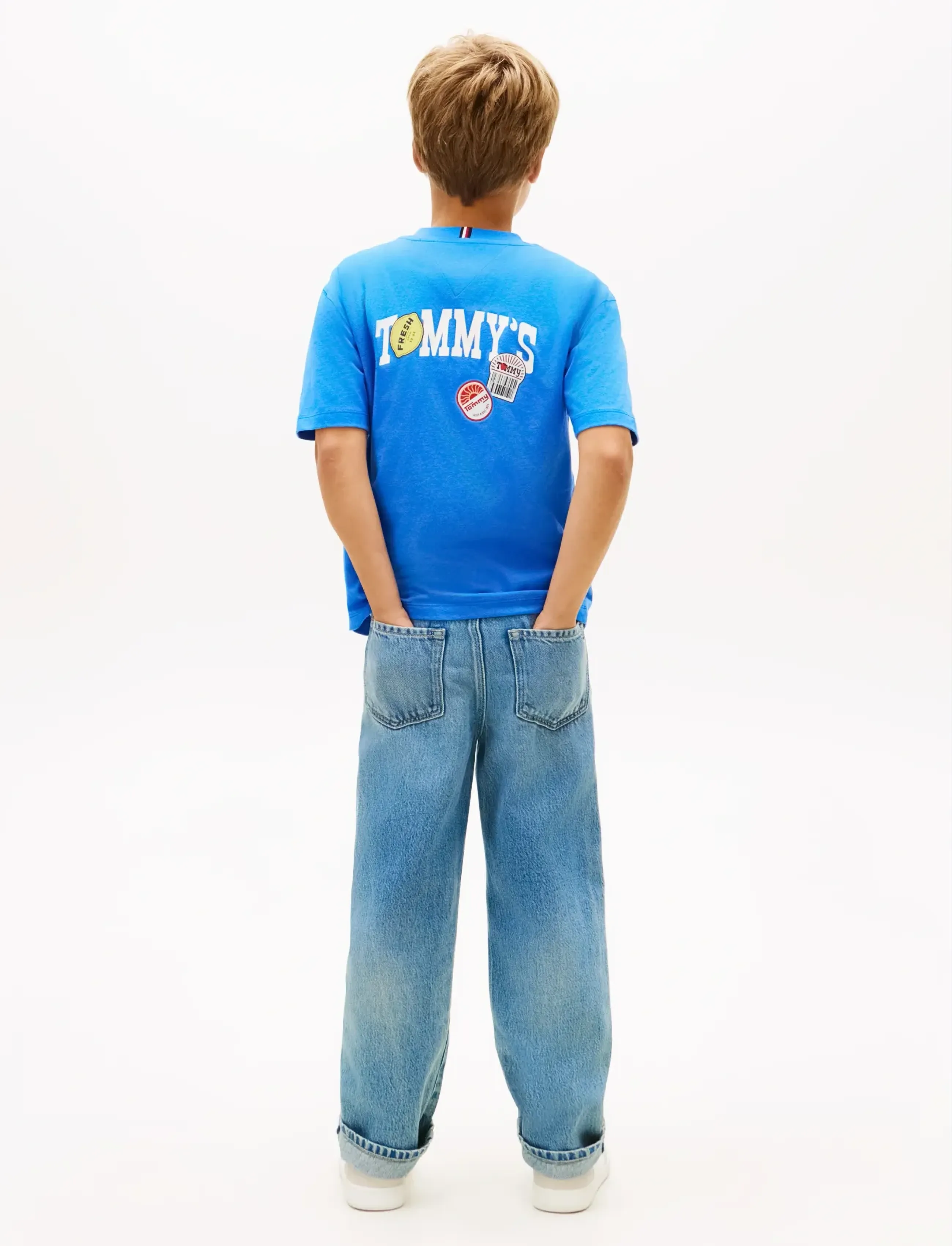 Tommy Hilfiger - STICKER PRINT GRAPHIC T-SHIRT - kortærmede t-shirts - empire blue - 2