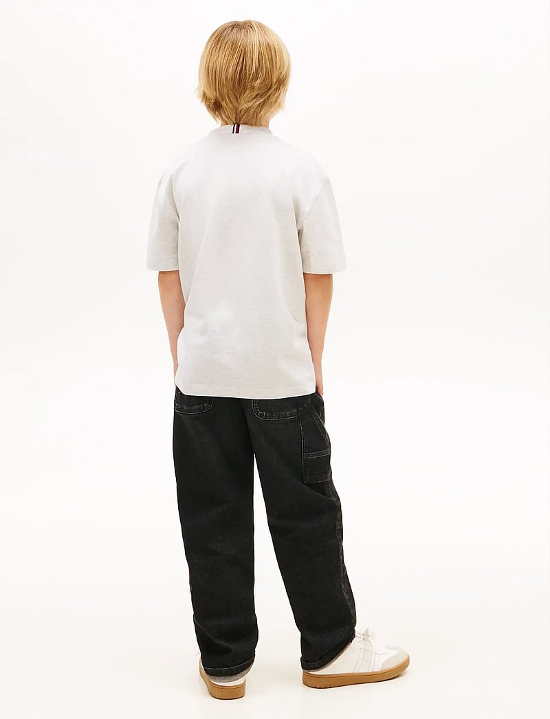 Tommy Hilfiger - HERITAGE PRINTED FLAG T-SHIRT - kurzärmelige - light grey heather - 2