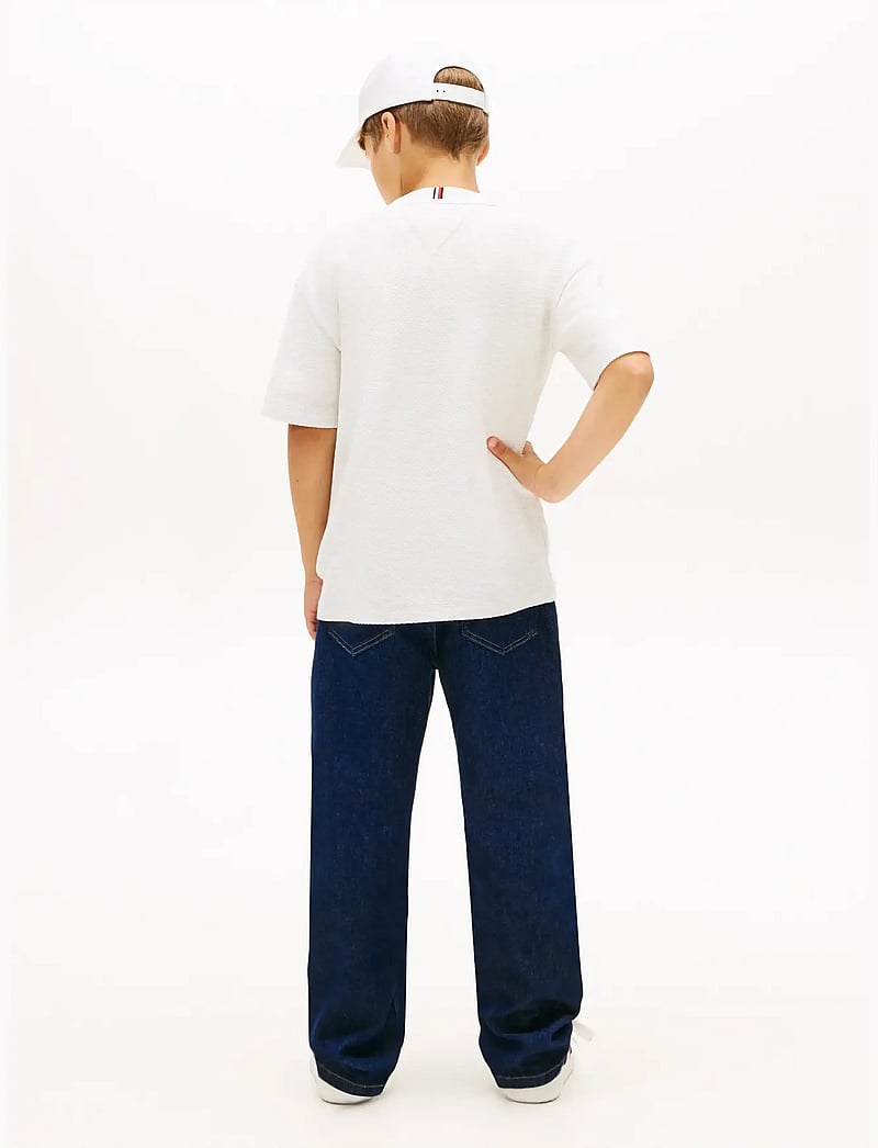 Tommy Hilfiger - TH SCRIPT JERSEY TWILL T-SHIRT - kortærmede t-shirts - ecru - 2