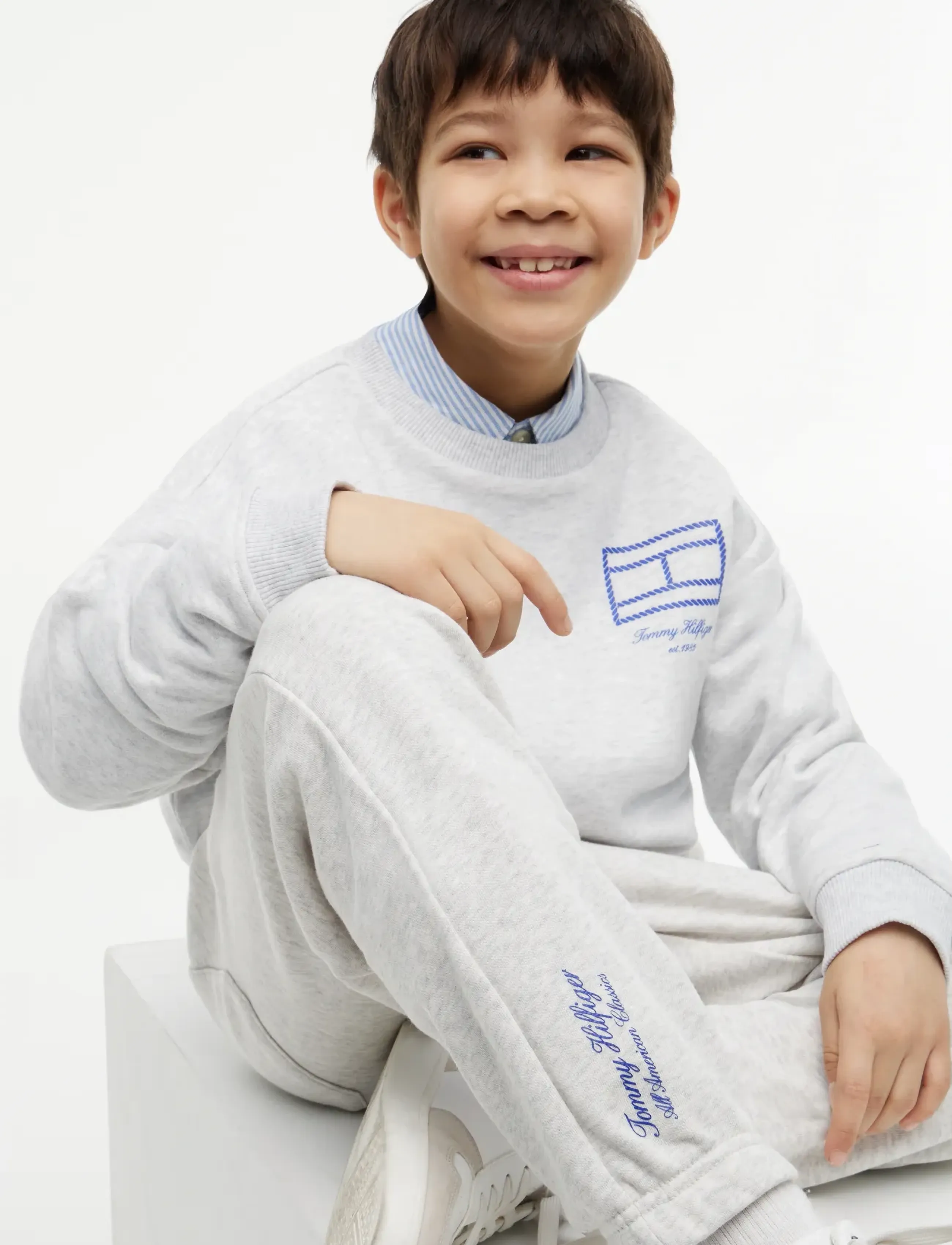 Tommy Hilfiger - OUTLINE FLAG SWEATPANT - sweatpants - light grey heather - 4