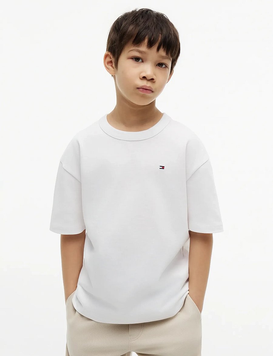 Tommy Hilfiger - SCRIPT GRAPHIC T-SHIRT SS - short-sleeved t-shirts - white - 0