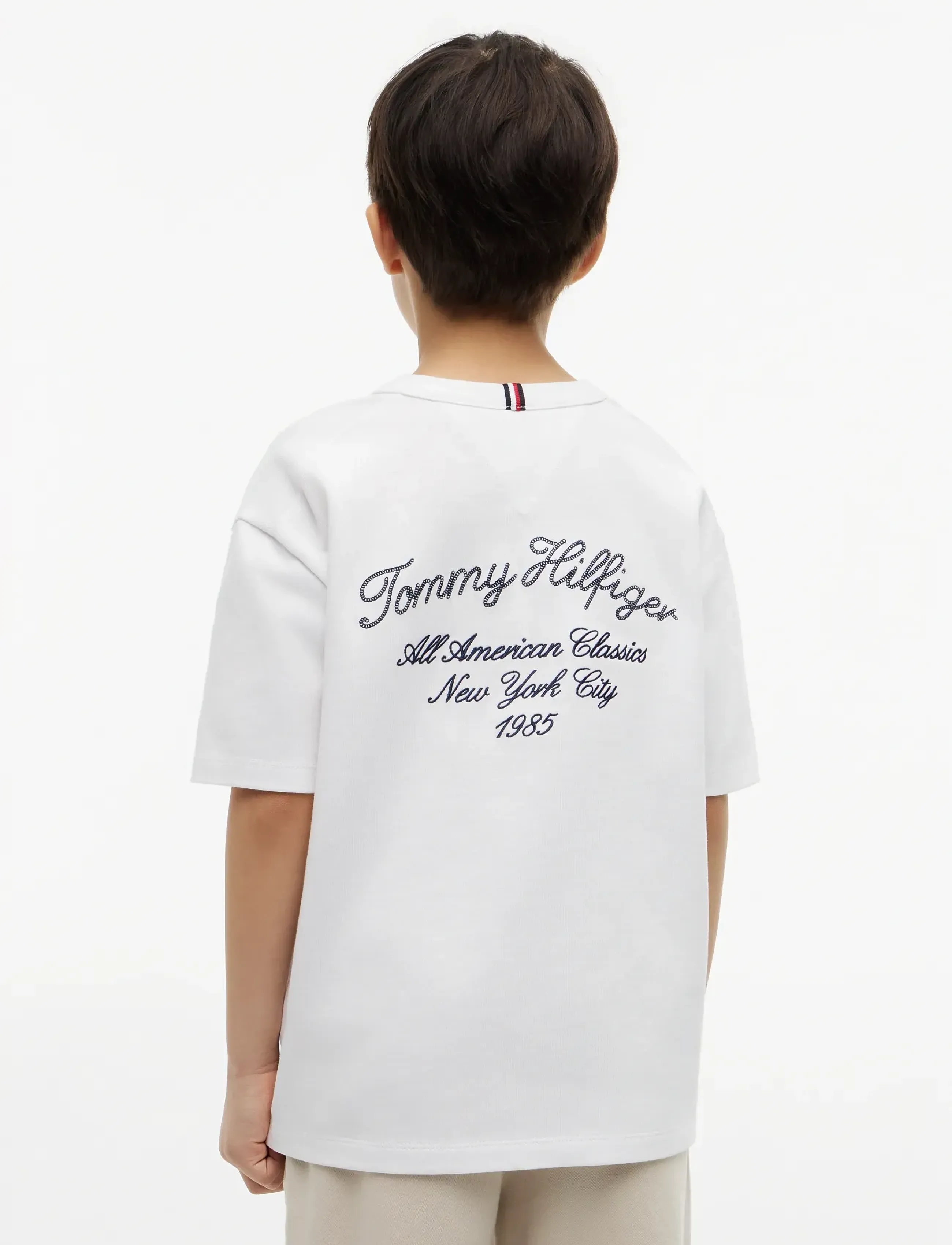Tommy Hilfiger - SCRIPT GRAPHIC T-SHIRT SS - short-sleeved t-shirts - white - 2