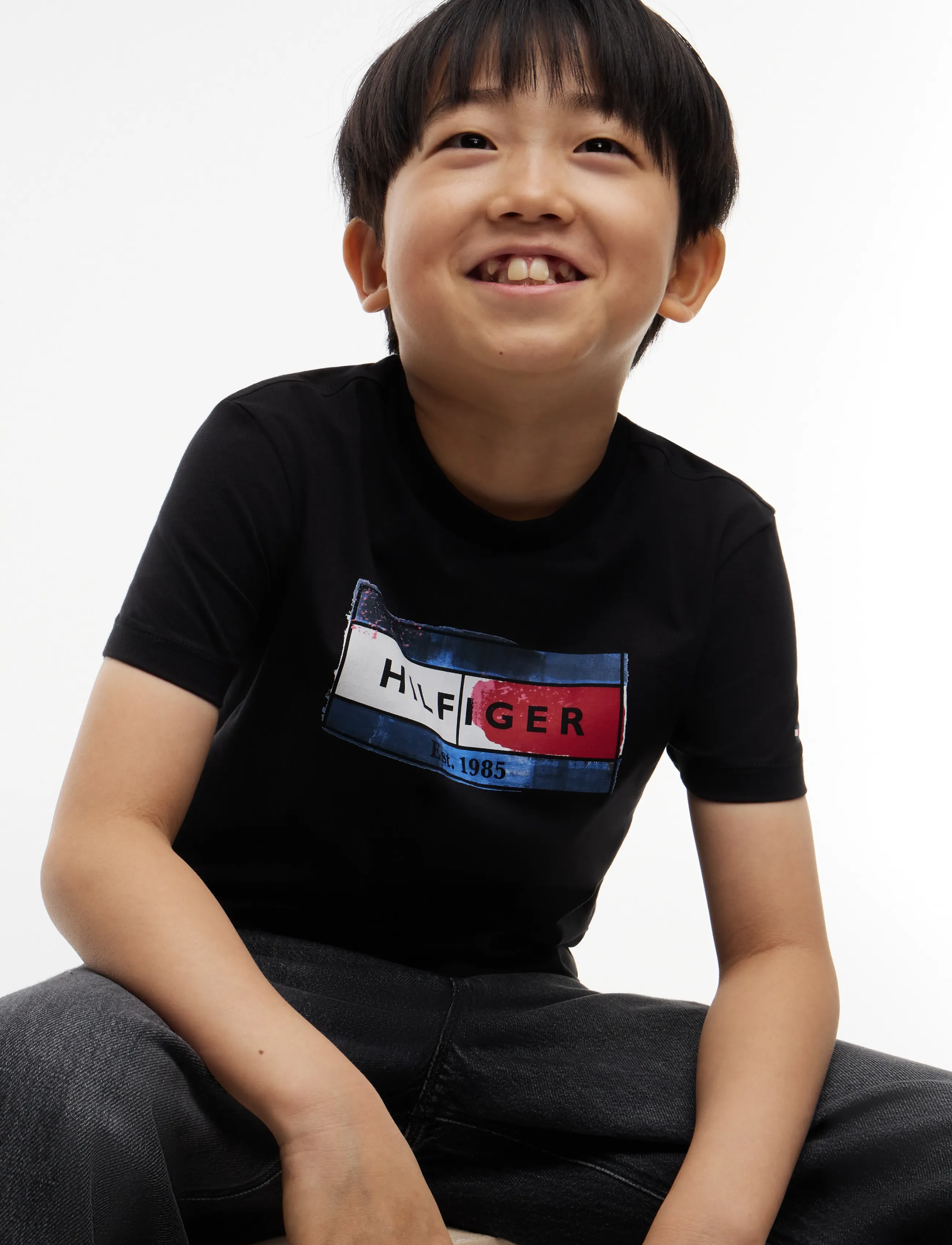 Tommy Hilfiger - HILFIGER FLAG GRAPHIC TEE - kortärmade t-shirts - black - 3
