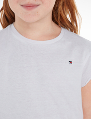 Tommy Hilfiger - ESSENTIAL RUFFLE SLEEVE TOP SS - kortærmede t-shirts - white - 4